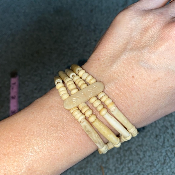 None Jewelry - Bracelet